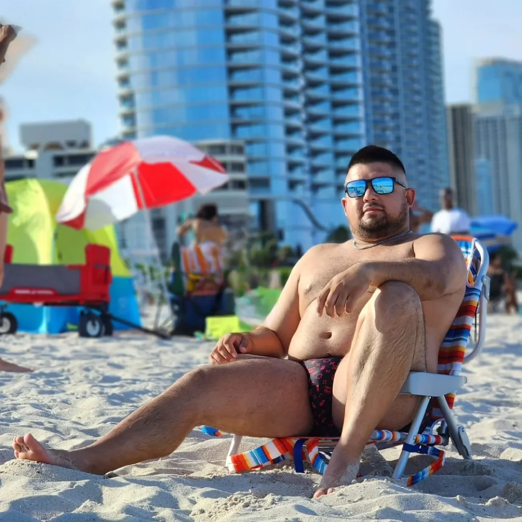 The-shoreline-at-Haulover-Beach-is-perfect-for-sunbathing