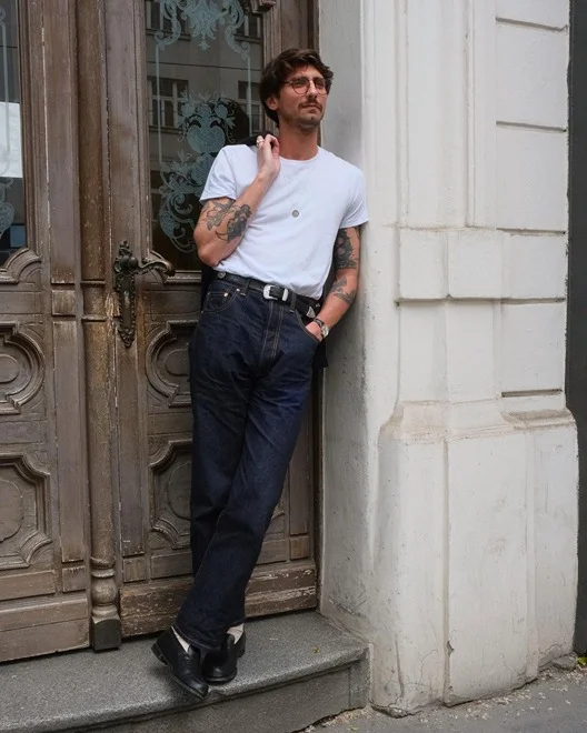 Gentlemen-can-choose-to-wear-a-stylish-polo-shirt-and-well-fitting-dark-jeans.