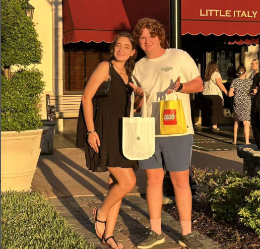 Enjoy the beautiful sight and go shopping together at St. Johns Town Center - @electric_xdylan Instagram