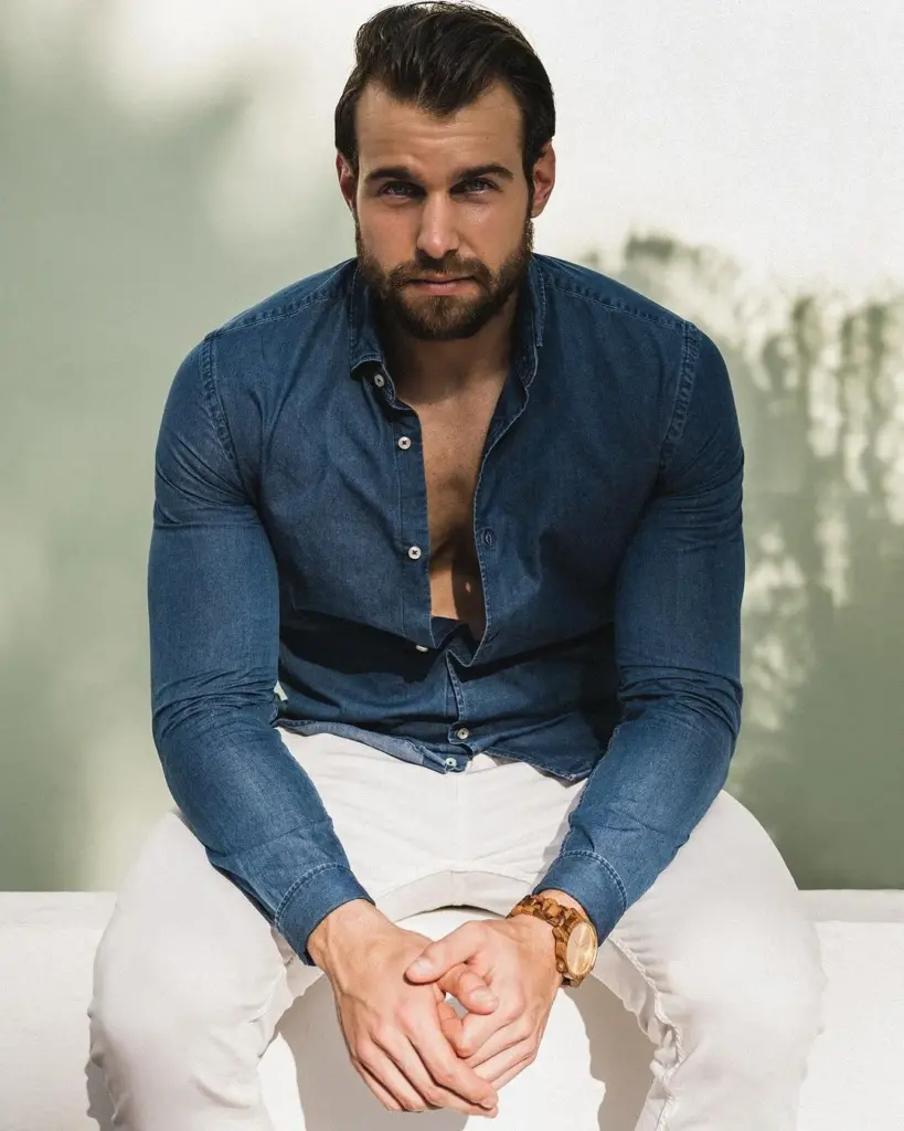 Long sleeve jean shirt and white jeans - @patrickvannegri Instagram