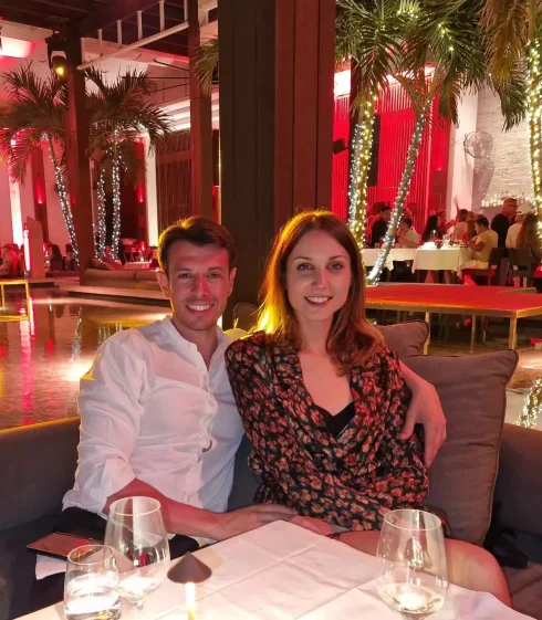couple-dinner-party-at-the-instagrammable-jaya-at-the-setai-restaurant-miami